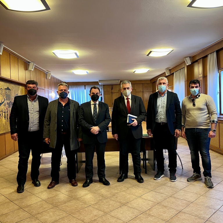 Με εκπροσώπους του ΤΟΕΒ Πηνειού συναντήθηκε ο υπουργός Αγροτικής Ανάπτυξης Γιώργος Γεωργαντάς