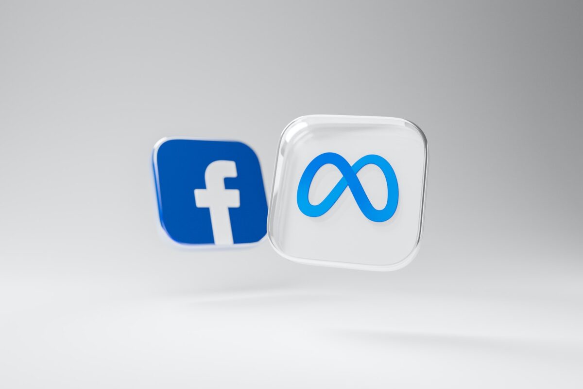Το Facebook αγοράζει start-up από την Πάτρα και φτιάχνει θυγατρική στην Ελλάδα