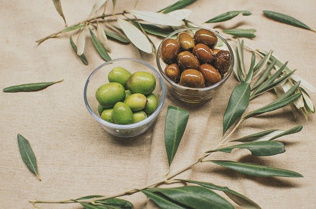 Αύξηση των εξαγωγών των επιτραπέζιων ελιών