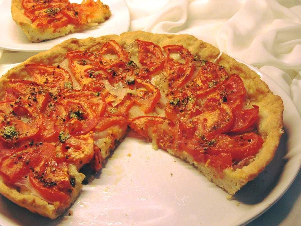 Συνταγή για λαδένια Κιμώλου: Φτιάχνουμε την ελληνική νηστίσιμη πίτσα
