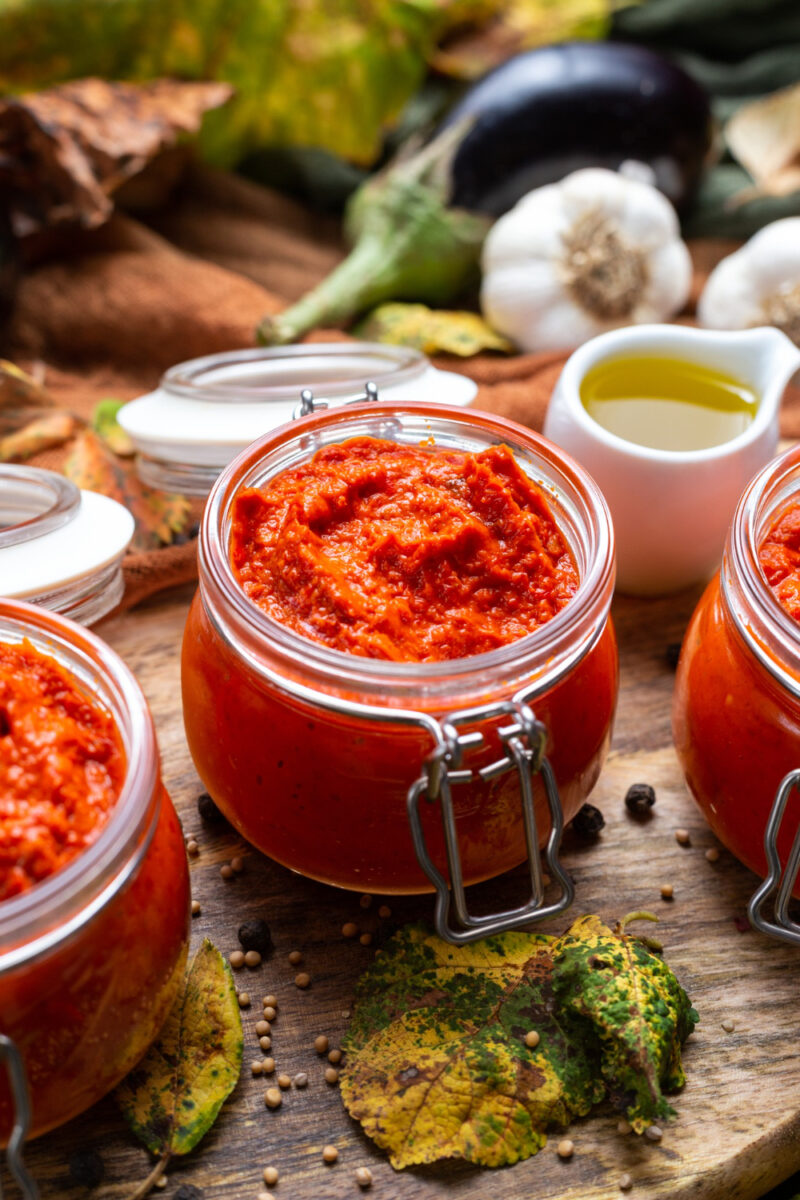 Ajvar: Το vegan “χαβιάρι” των Βαλκανίων