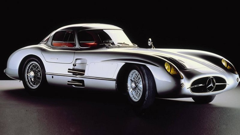 Το Mercedes-Benz 300 SLR πωλείται και τα μηδενικά της τιμής του ζαλίζουν