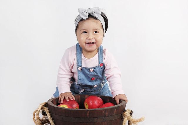 Μήλα: Νο1 σύμμαχος για την υγιή ανάπτυξη των παιδιών