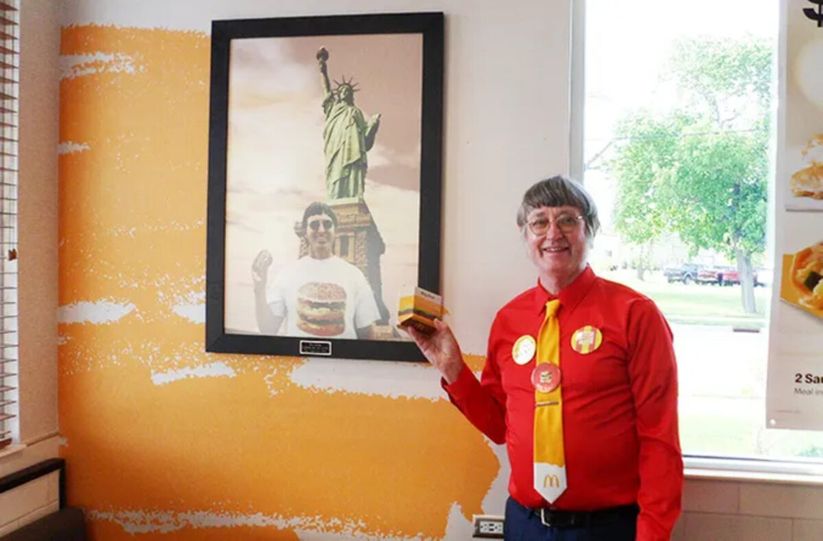 Ρεκόρ Guinness: Ο άντρας που τρώει ένα Big Mac κάθε μέρα από το 1972!