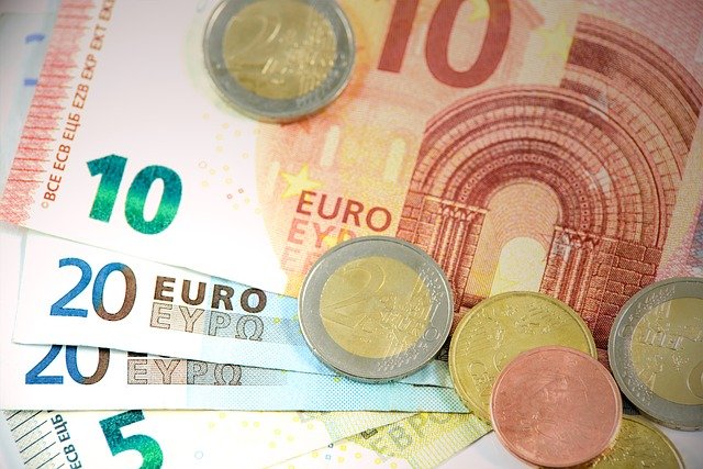 Market Pass 2: Από τον Σεπτέμβριο οι νέες αιτήσεις- Ποιοι θα λάβουν μέχρι 100 ευρώ-Αναλυτικά παραδείγματα
