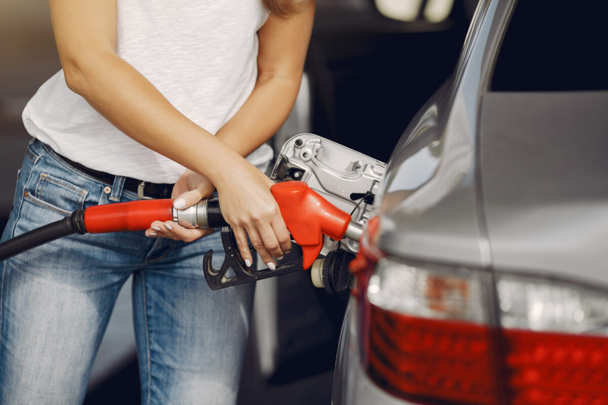 Τιμές – σοκ στην βενζίνη: Σε ποιες περιοχές ξεπερνά τα 2,80 ευρώ το λίτρο