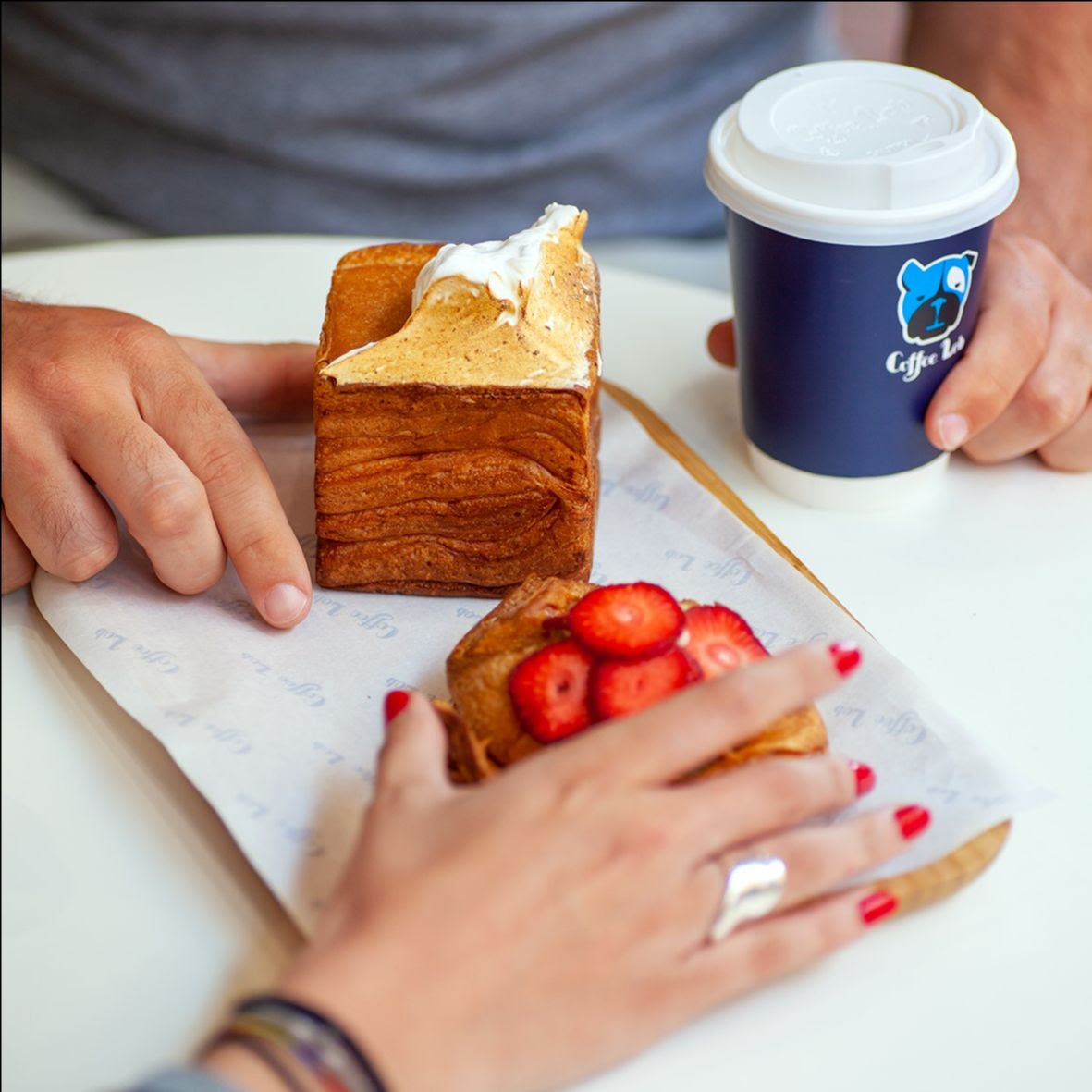 Coffee Lab Croissanterie: Άνοιξε τις πόρτες του το νέο κατάστημα με χειροποίητα croissants της Coffee Lab
