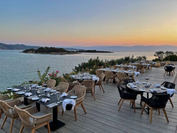 AKS Hinitsa Bay Πόρτο Χέλι