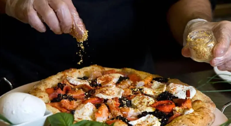 Αυτές είναι οι 10 πιο ακριβές πίτσες στον κόσμο!