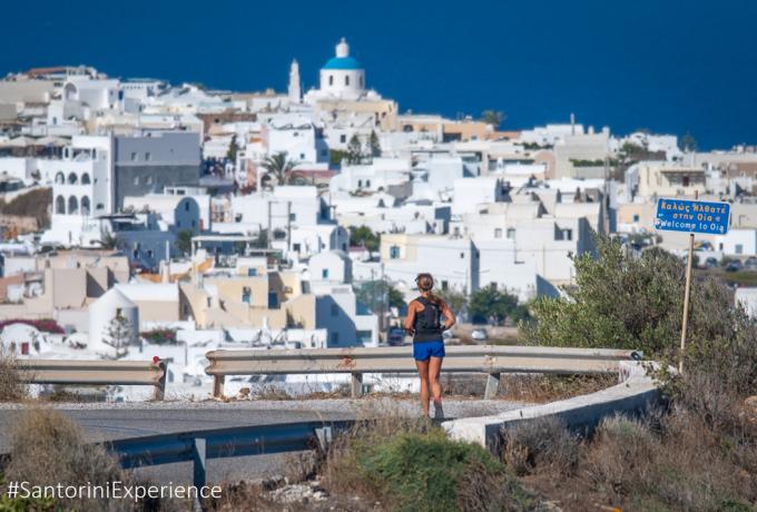 Santorini Experience: Αθλητικός τουρισμός με φόντο την καλντέρα