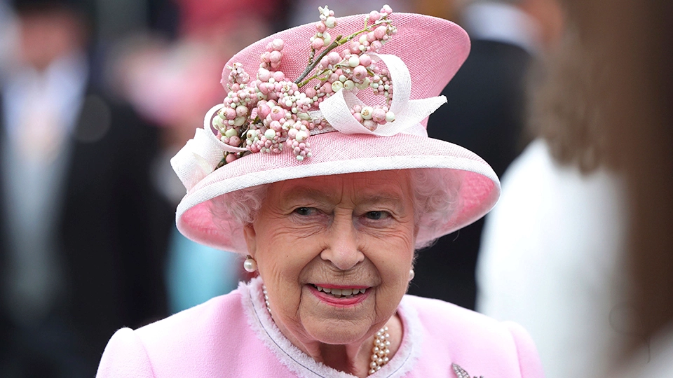Βασίλισσα Ελισάβετ: Πώς επηρέασε τις διατροφικές συνήθειες των Βρετανών αλλά και όλου του κόσμου