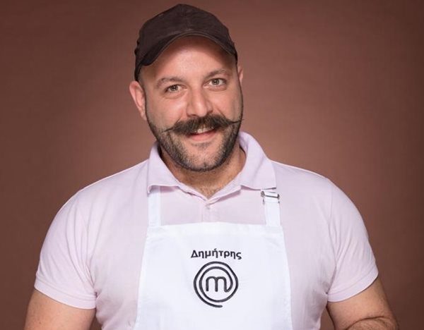 Αποκλειστικά στο FoodLife: Φανταστική συνταγή για υγρή μηλόπιτα από τον Δημήτρη Τσίκιλη