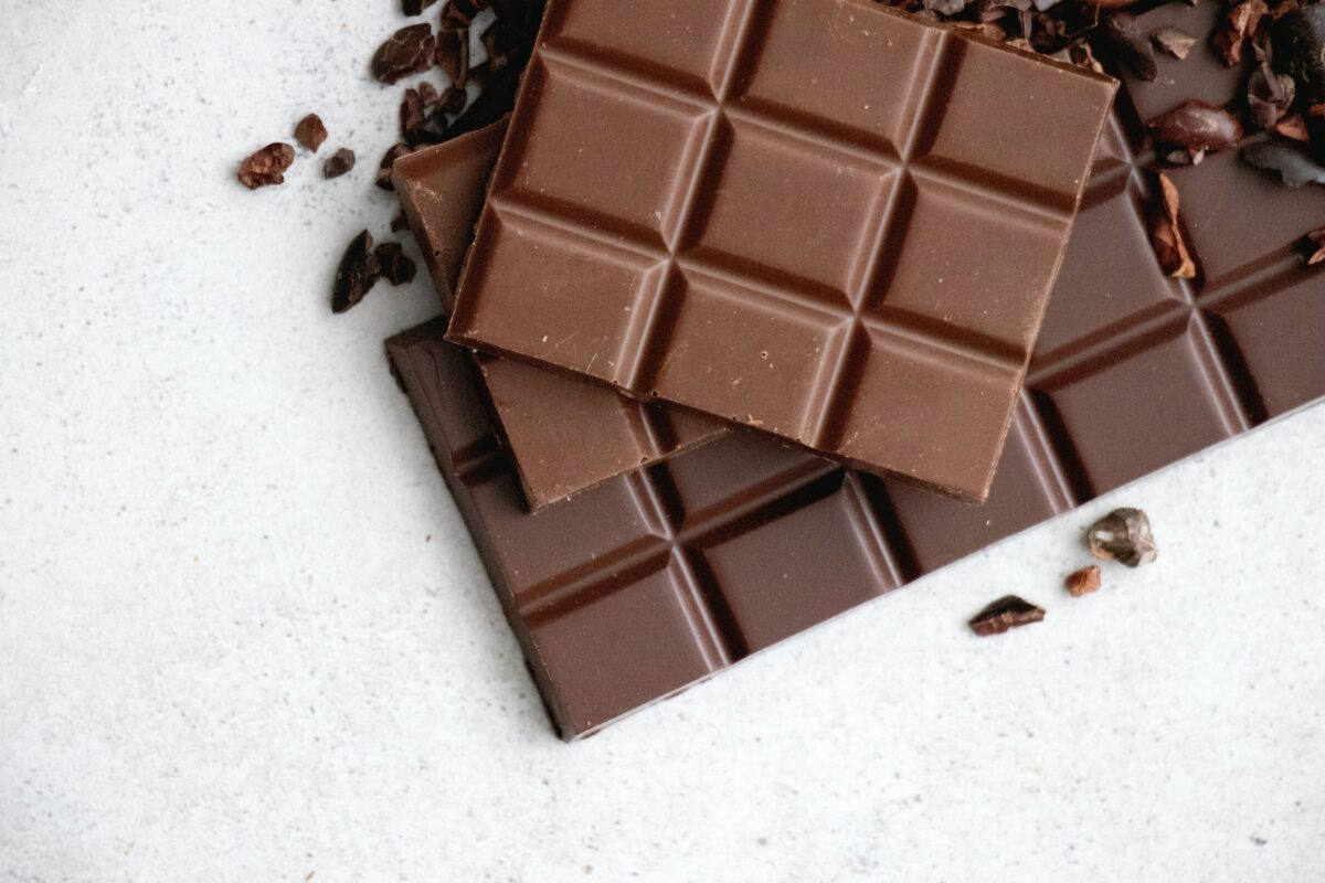 «Πικρή» η σοκολάτα – Εκτοξεύτηκε η τιμή του κακάο