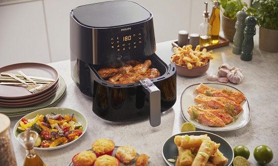 Philips: Μαγειρέψτε γευστικά και υγιεινά με το Essential Connected Airfryer XL HD9280
