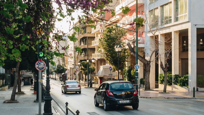 Επιστρέφονται πινακίδες και άδειες κυκλοφορίας ενόψει Πάσχα – Ποιοι εξαιρούνται