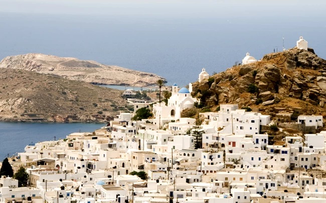Τα 8 παραμυθένια ελληνικά νησιά που αποθεώνονται για την ομορφιά τους