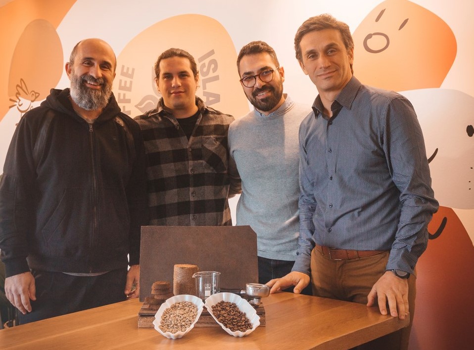 Coffee Island: Επενδύει στην Coffe-Eco και δημιουργούν νέα προϊόντα από υπολείμματα καφέ
