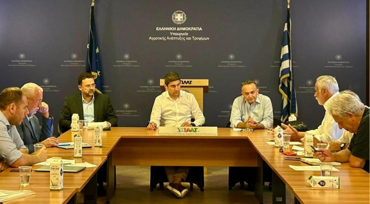 Αυγενάκης: Τα ελληνικά κτηνοτροφικά προϊόντα μπορούν να βρουν τη θέση που τους αξίζει στις αγορές