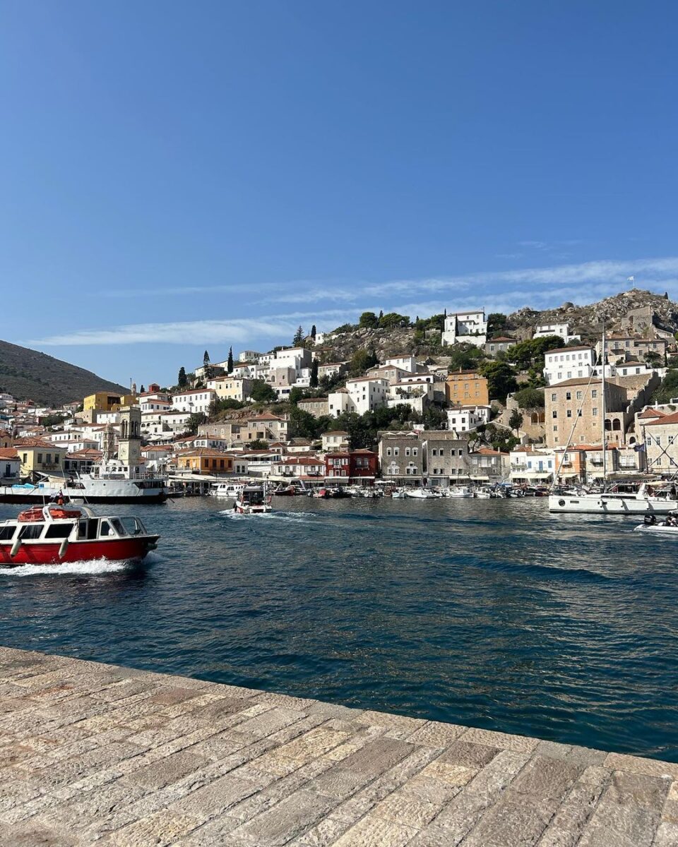 Τα 3 ελληνικά νησιά που αξίζει να επισκεφθείτε το φθινόπωρο