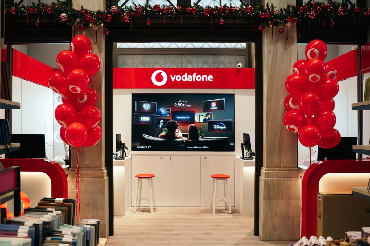 Vodafone Ελλάδας – Public: Νέα στρατηγική συνεργασία για μία ολοκληρωμένη εμπειρία τεχνολογίας