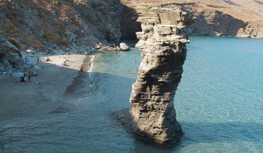 Δύο ελληνικές παραλίες στις 15 ομορφότερες της Ευρώπης