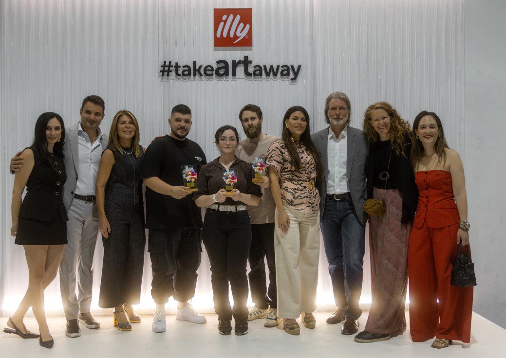 illy #takeartaway: Η Τέχνη στα Χέρια των Φοιτητών της Ανώτατης Σχολής Καλών Τεχνών