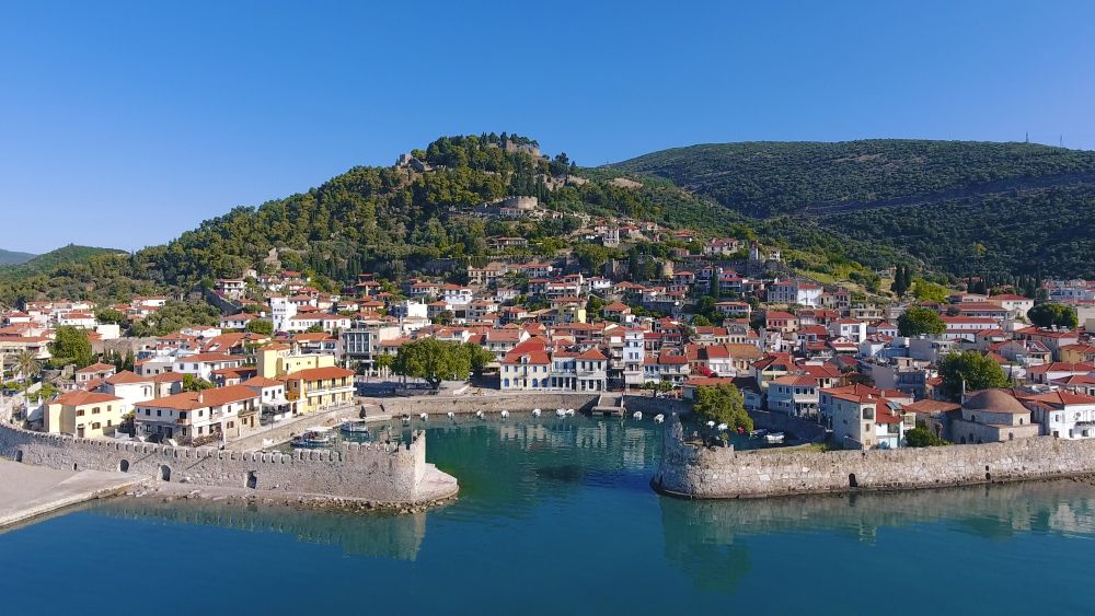 Ναυπακτία: Από τις ομορφότερες εκδρομές 2,5 ώρες από την Αθήνα – Όλα όσα μπορείτε να δείτε σε ένα Σαββατοκύριακο