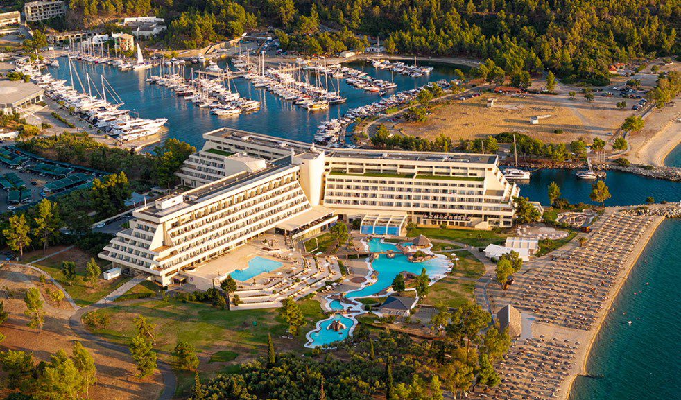 Συνεργασία Porto Carras και SWOT Hospitality