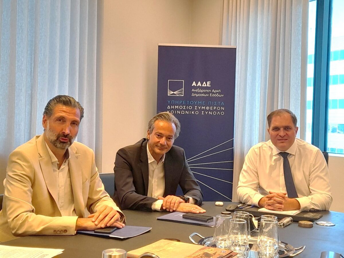 Η λειτουργία των τελωνείων και τις τουριστικές εμπορικές επιχειρήσεις στο επίκεντρο συνάντησης Στ. Καφούνη – Γ. Πιτσιλή