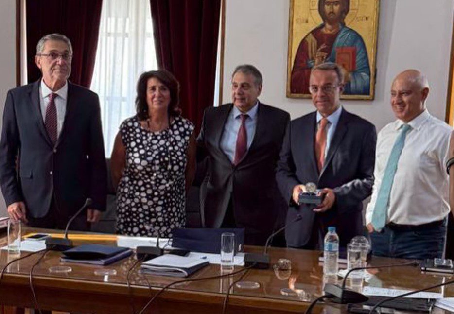 Ε.Β.Ε.Π.: Στο «επίκεντρο» οι υποδομές που θα τονώσουν την επιχειρηματικότητα – Στη συνεδρίαση του Δ.Σ. ο Χρήστος Σταϊκούρας