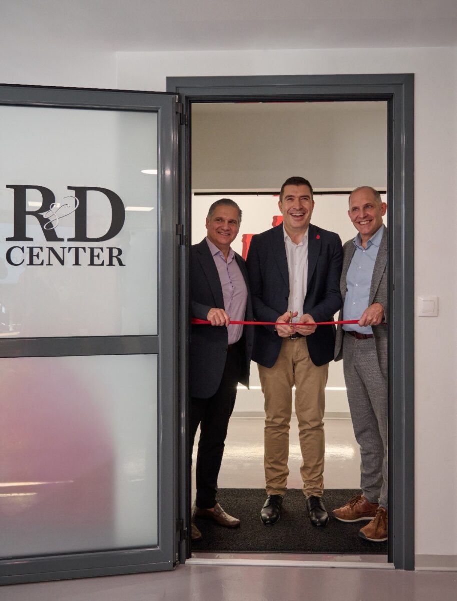 Coca-Cola HBC: Επένδυση 350.000 ευρώ σε Κέντρο Έρευνας & Ανάπτυξης στην Ελλάδα