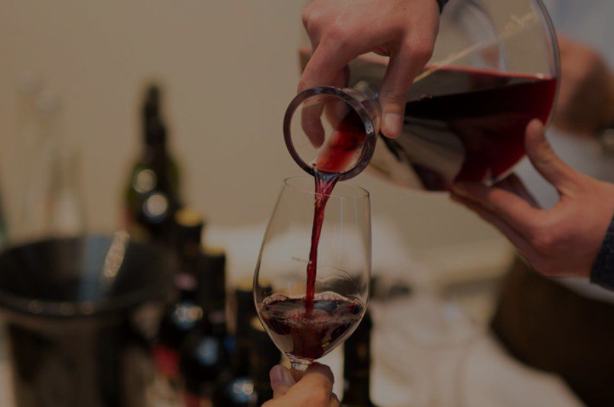 Μεγάλα Κόκκινα Κρασιά: Ένα ταξίδι στον κόσμο των πιο εμβληματικών ερυθρών κρασιών