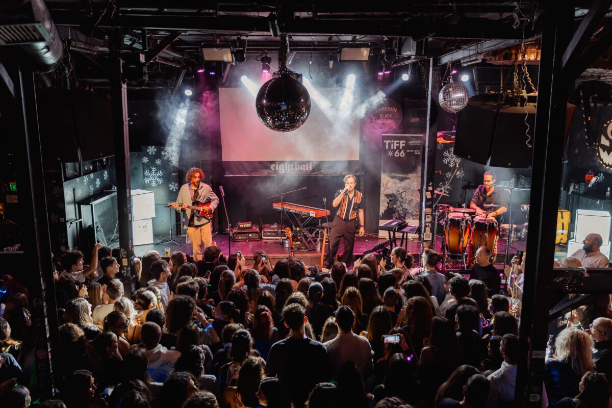 Η Θεσσαλονίκη αποθέωσε τον Κωστή Μαραβέγια