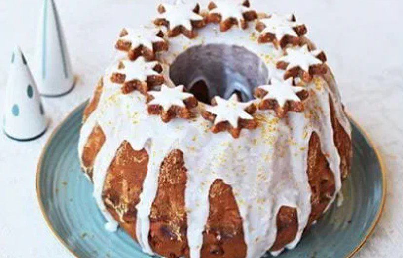 Τρεις εορταστικές συνταγές για χριστουγεννιάτικα κέικ