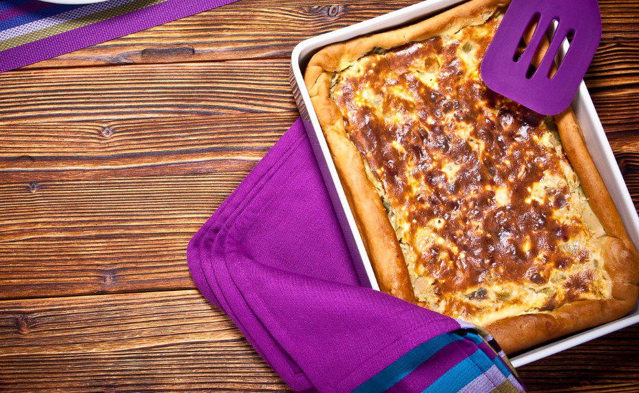 Συνταγές: Λαχταριστές πίτες για το κυριακάτικο τραπέζι