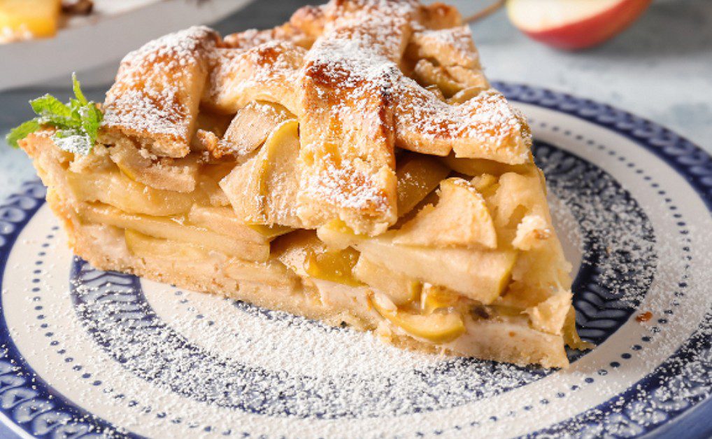 Εύκολη και υγιεινή συνταγή: Μηλόπιτα χωρίς ζάχαρη και αλεύρι