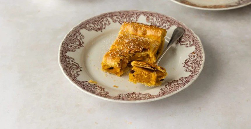 Τρεις συνταγές γεμάτες σιμιγδάλι και… γλύκα