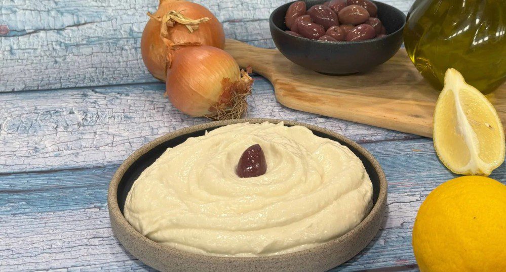 Συνταγή: Πανεύκολη μους ταραμοσαλάτα σε μόλις 2 λεπτά