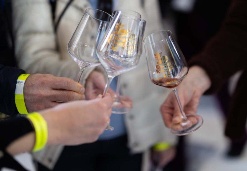 Οινόραμα: Ένα τετραήμερο γεμάτο 2.500 κρασιά στη μεγαλύτερη έκθεση οίνου στην Ελλάδα,