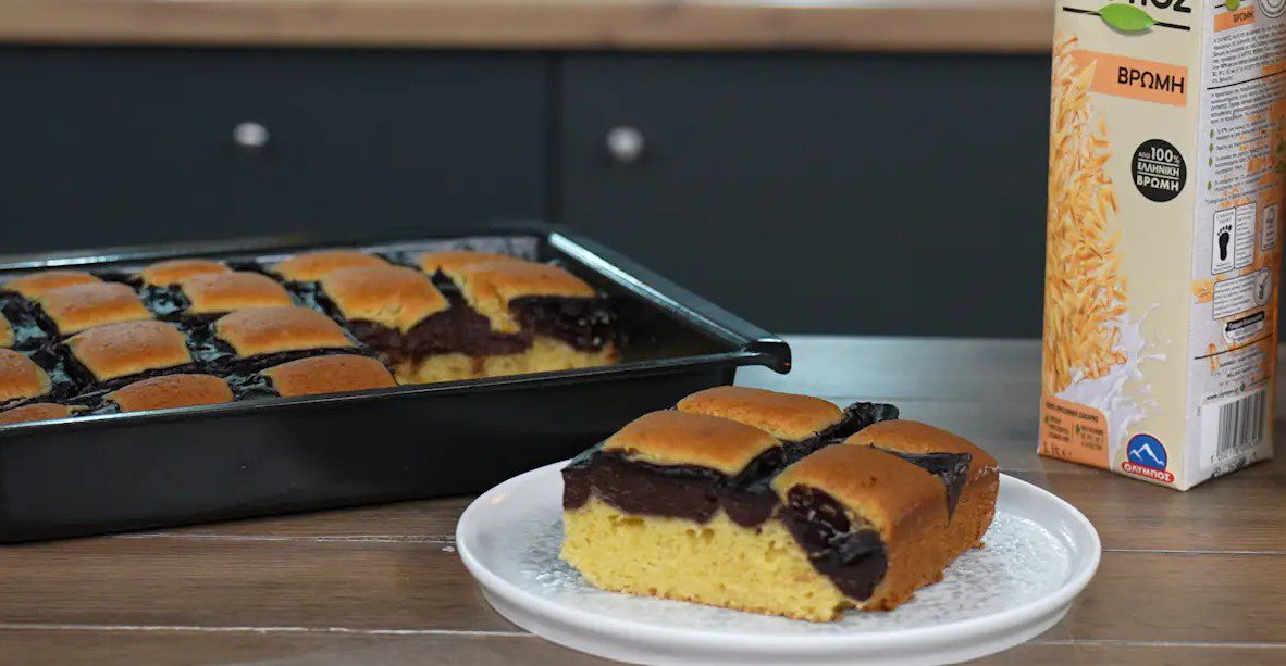 Συνταγή: Νηστίσιμο αφράτο κέικ με κρέμα σοκολάτας