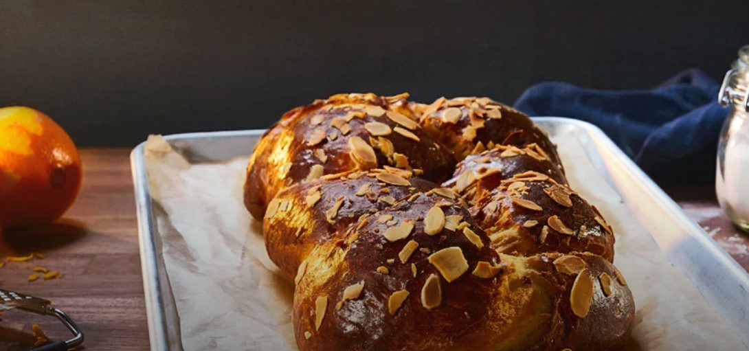 Συνταγή: Mυρωδάτο πασχαλινό τσουρέκι