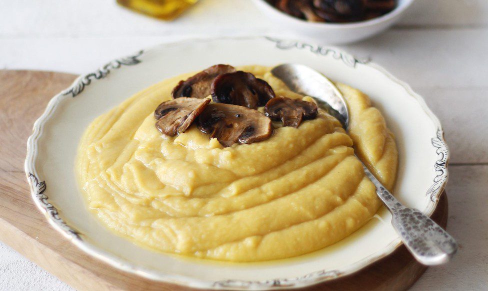 Φάβα: Τρεις διαφορετικές συνταγές για τη Μεγάλη Παρασκευή