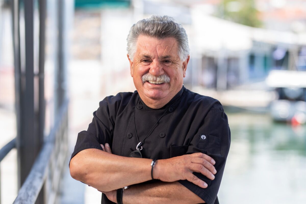 To Porto Carras Grand Resort υποδέχεται τον Λευτέρη Λαζάρου