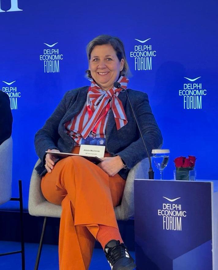 Αλεξία Μαχαίρα (ΑΒ Βασιλόπουλος) στο Οικονομικό Φόρουμ των Δελφών: «Waste to Value: Πώς η αγορά τροφίμων περνά από τη σπατάλη στην αξία»