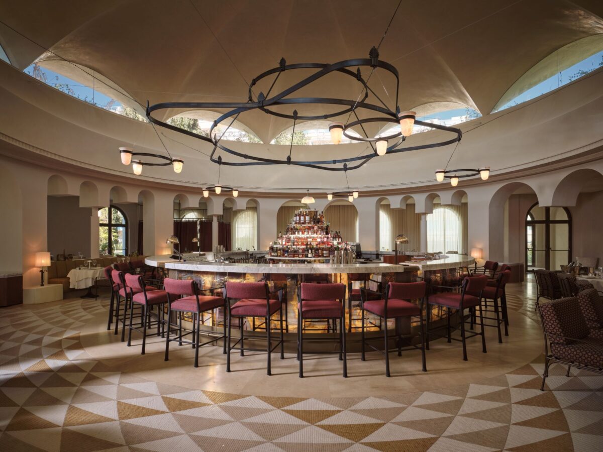 Byzantino Grande Brasserie: Επιστρέφει στο Conrad Athens The Ilisian